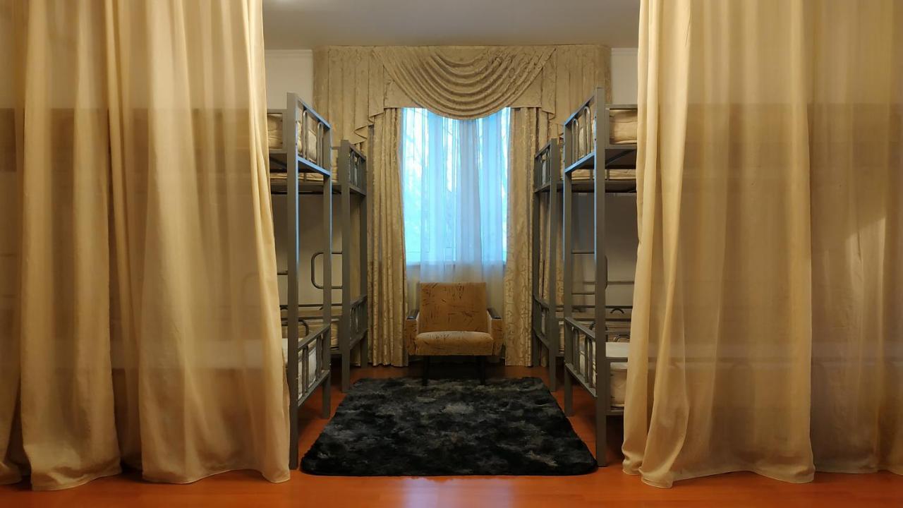 Kgb Home Hostel 비슈케크 외부 사진
