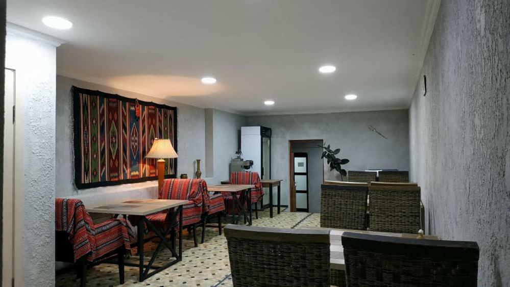 Kgb Home Hostel 비슈케크 외부 사진